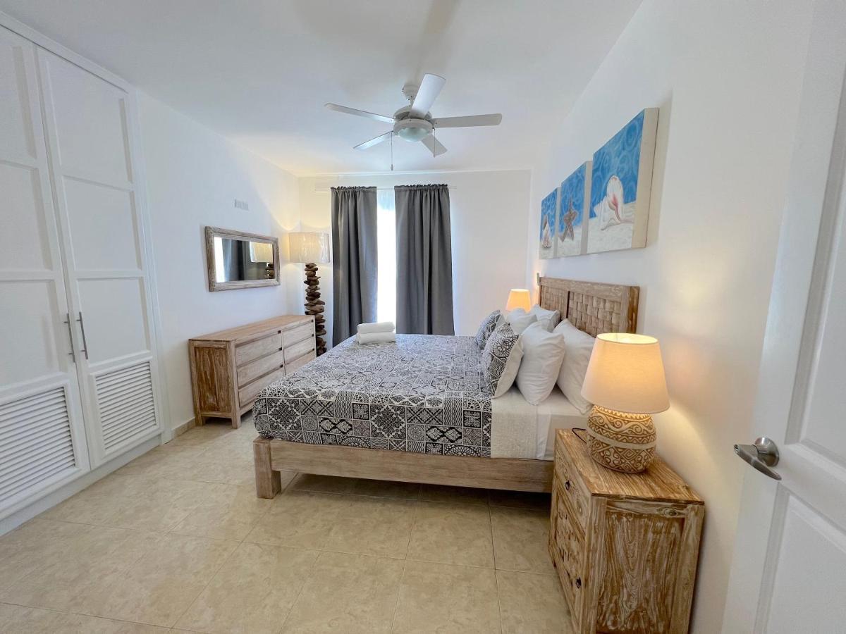 Aventura Village Los Corales Beach And Spa Пунта-Кана Экстерьер фото